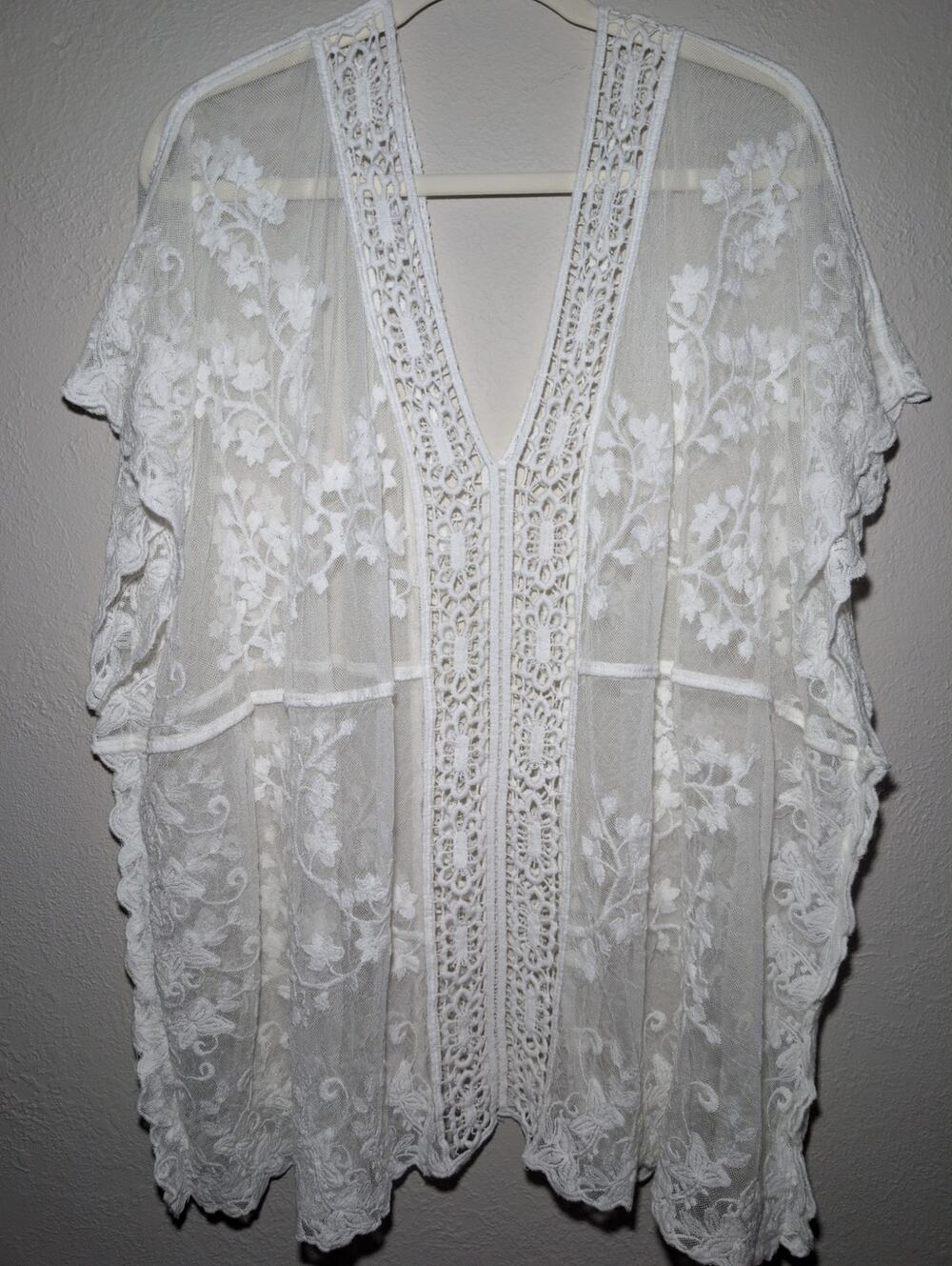 Cupshe Swim Cover Sheer Lace Crochet Knit Open Weave Cream Scalloped Edges 18-20